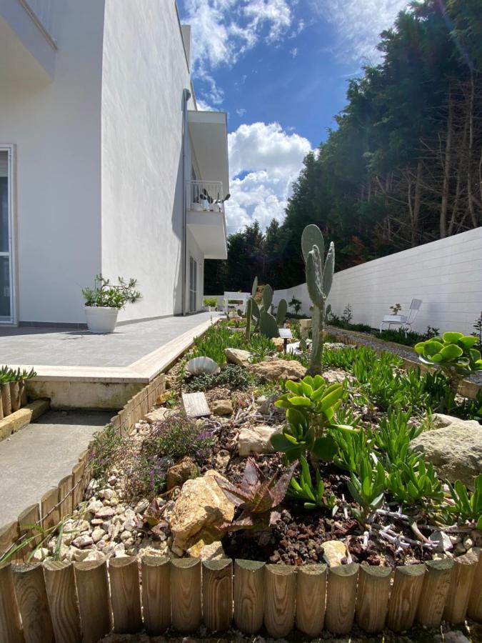 La Casa Di Nina Bed & Breakfast Lecce Bagian luar foto